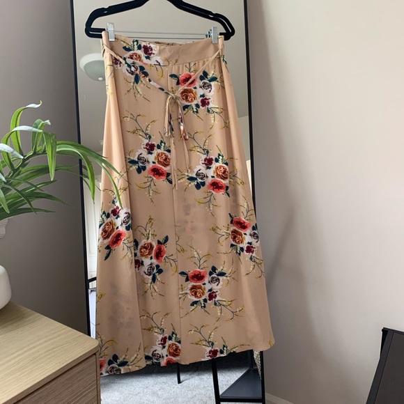 Boho Floral Tie Up Waist Summer Beach Maxi Skirt - Picture 2 of 5